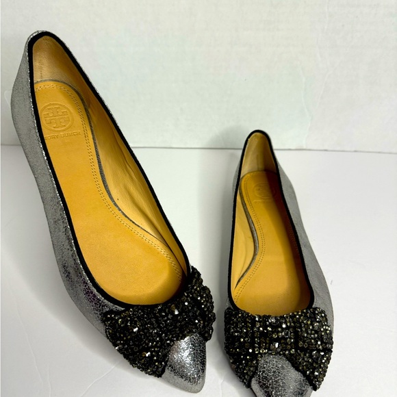 Tory Burch Vanessa Crystal Bow Pointed Toe Flats Size 8 - Picture 4 of 12